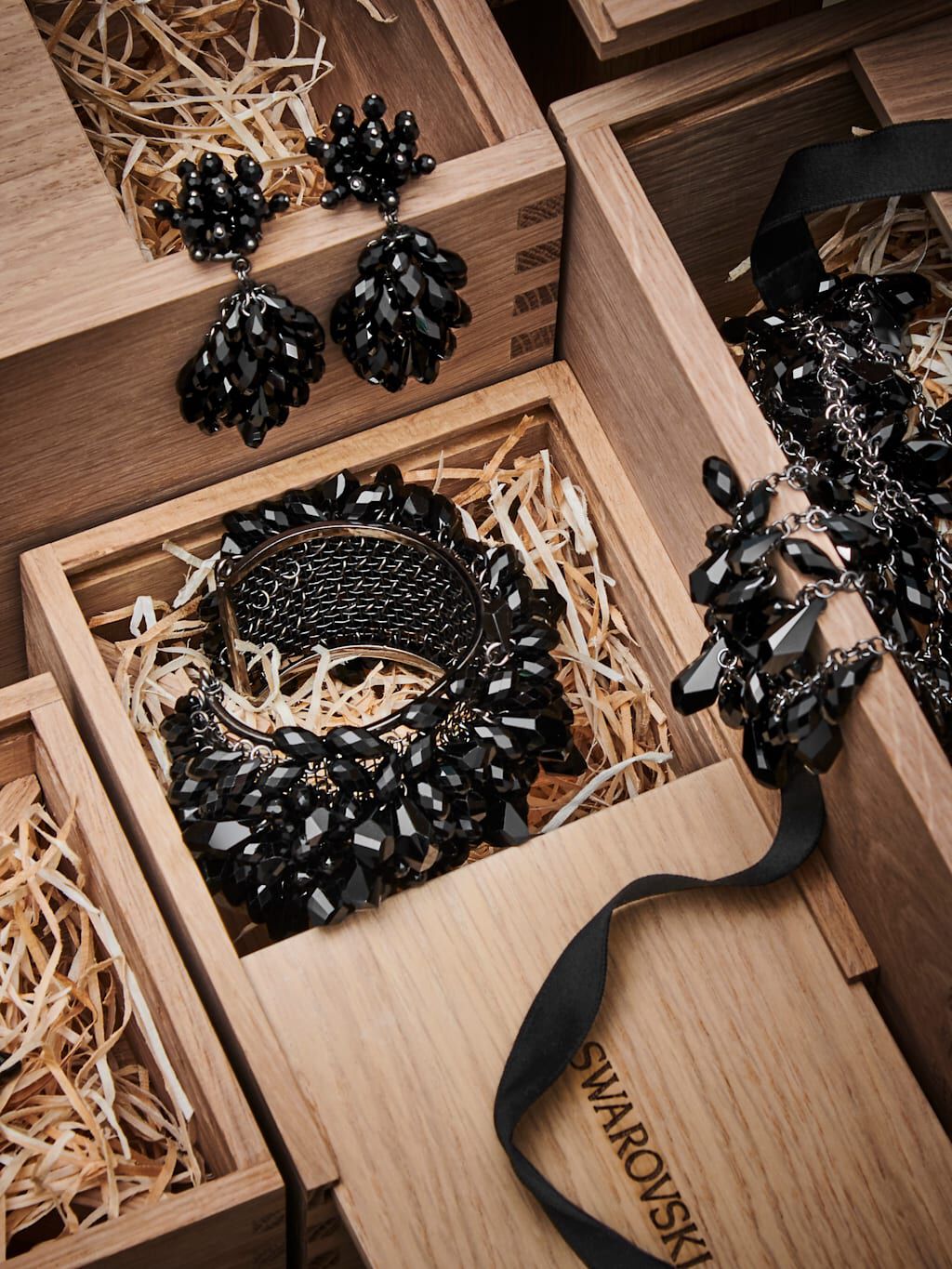Swarovski jewelry store quality