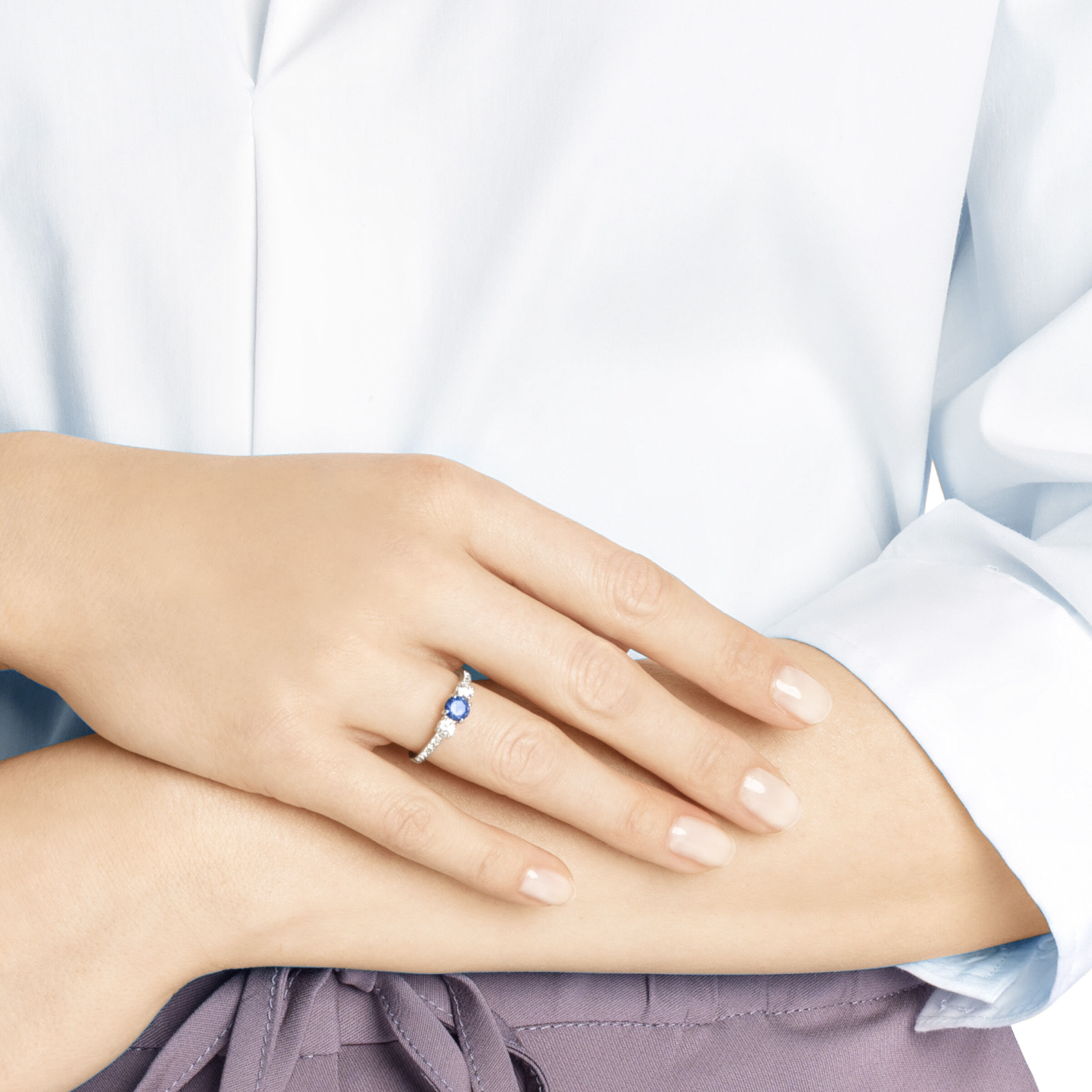Attract trilogy shop round ring