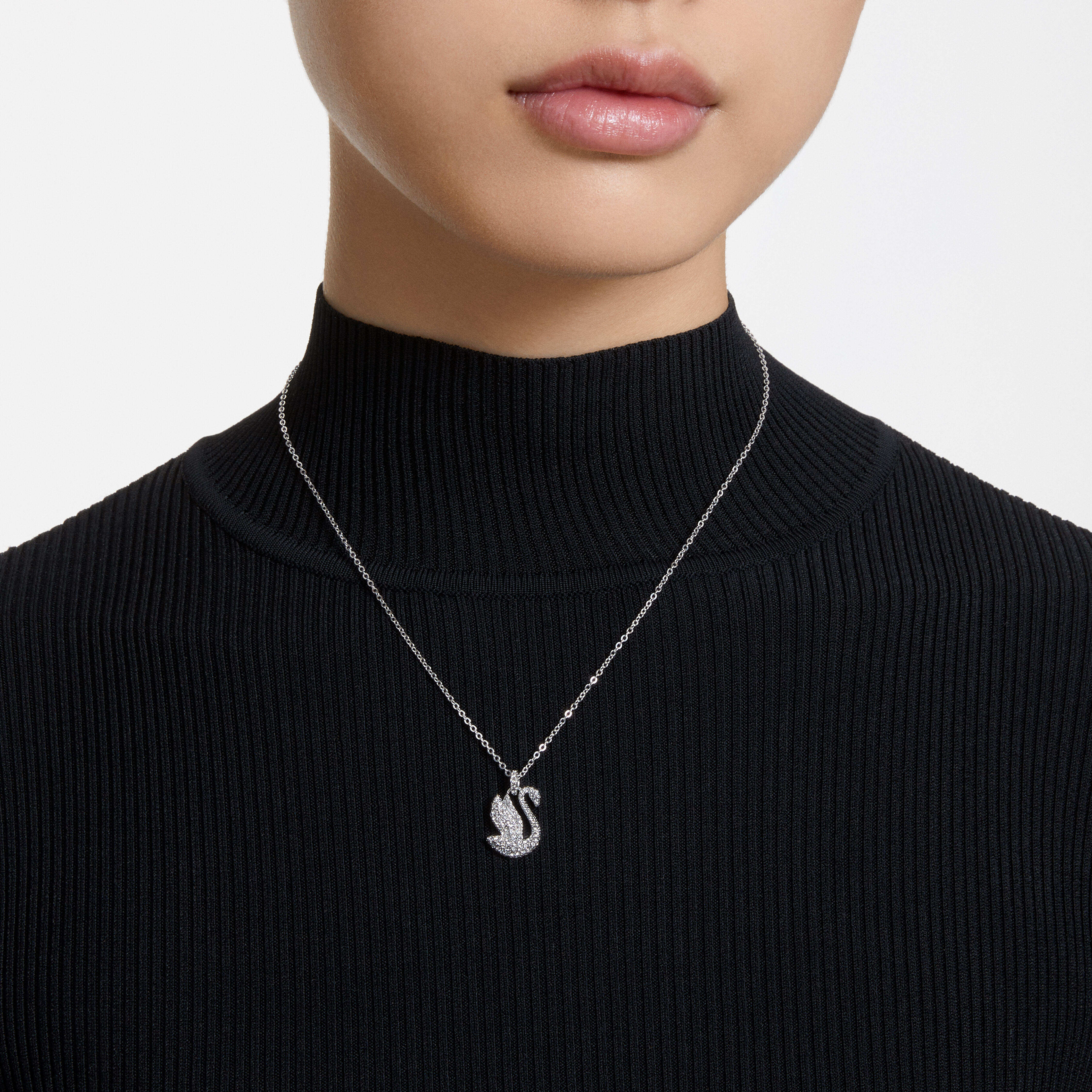 Swarovski iconic sale swan small pendant