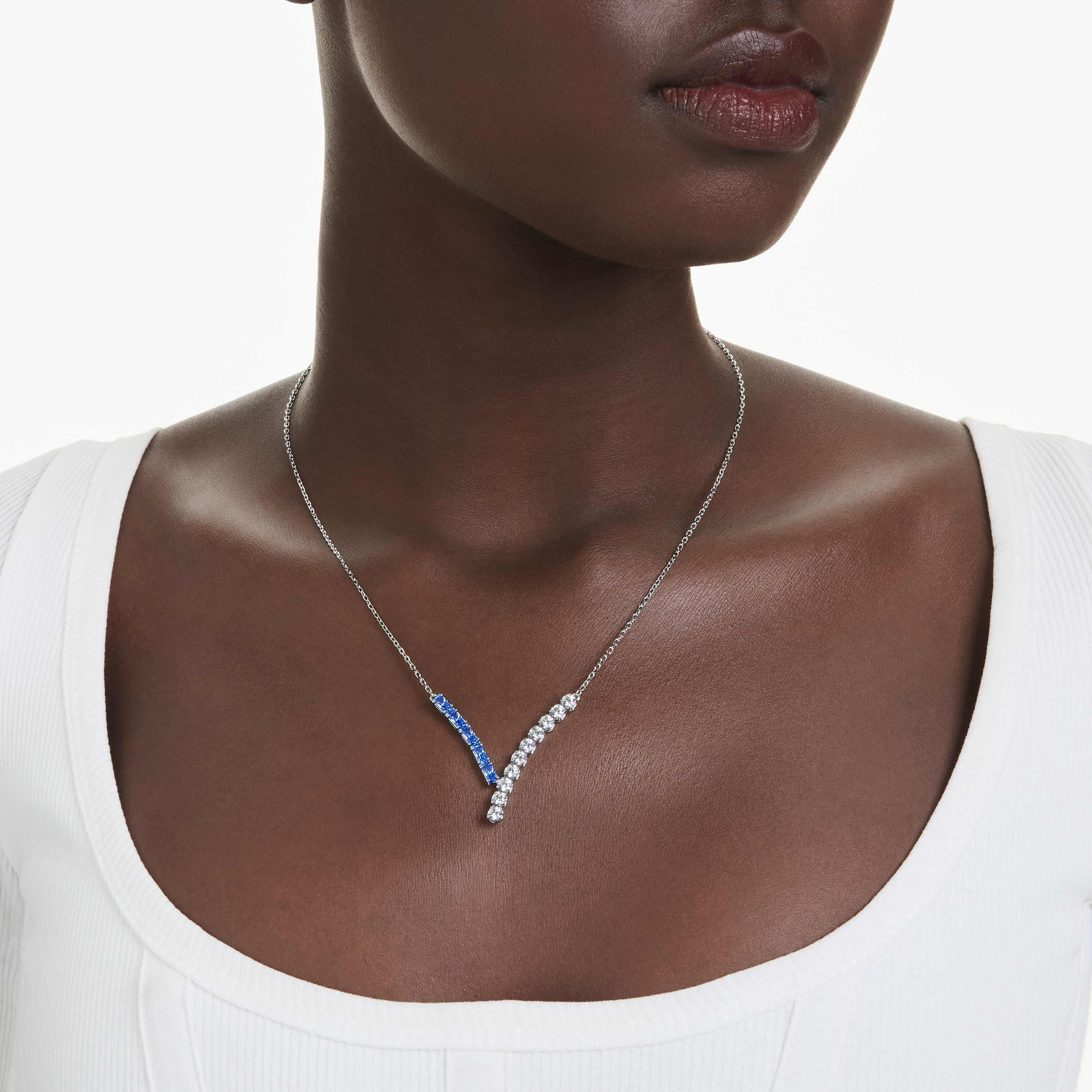 swarovski matrix pendant  mixed cuts  blue  rhodium plated