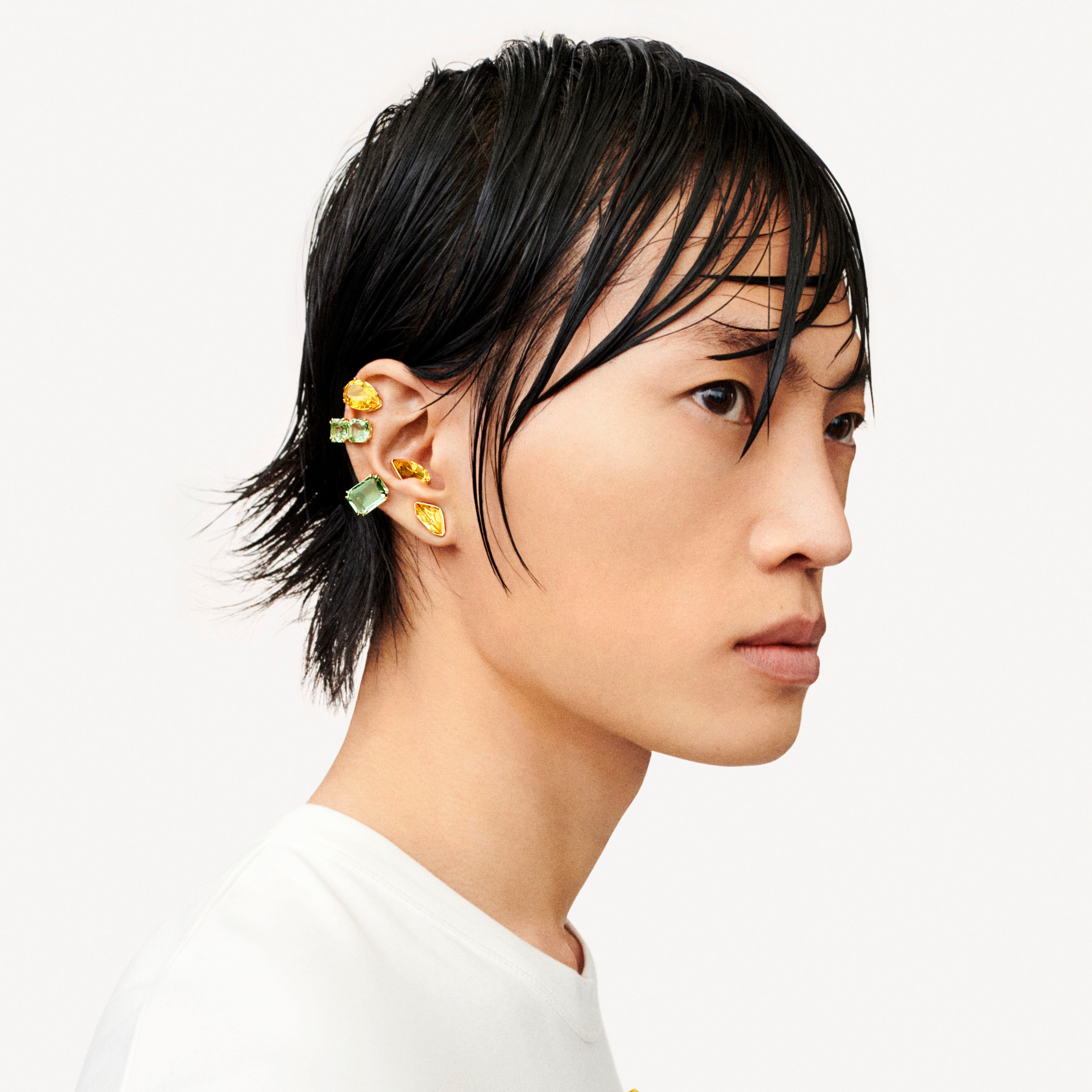 Buy Swarovski Lucent ear cuff Single Magnetic Yellow Gold tone