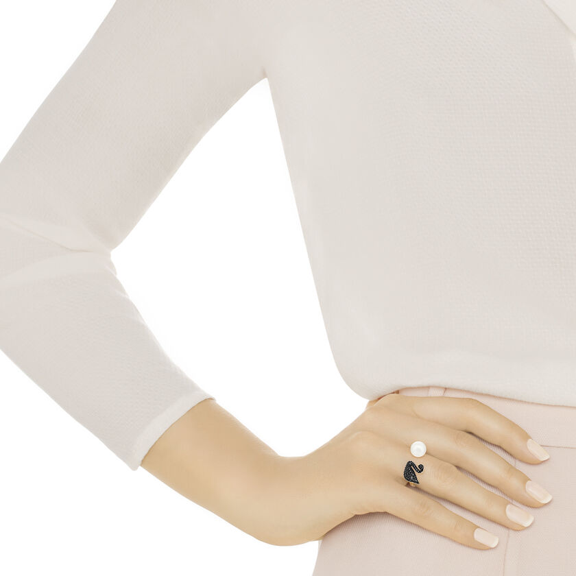 swarovski iconic swan open ring  black  rose gold plated