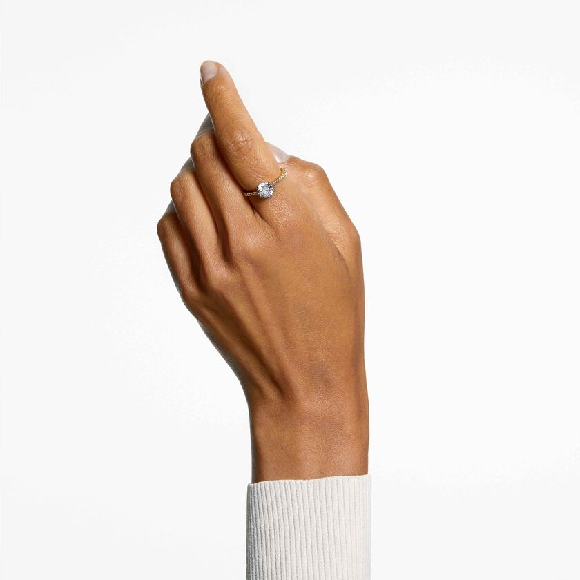 swarovski stilla cocktail ring  round cut  pav   white  18k gold finish