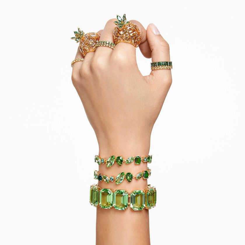 swarovski matrix ring  round cut  green  gold tone plated