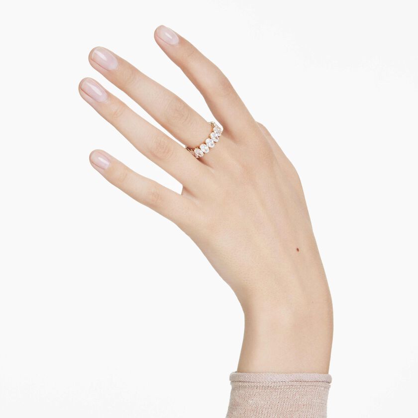 swarovski matrix ring  oval cut  white  gold tone plated