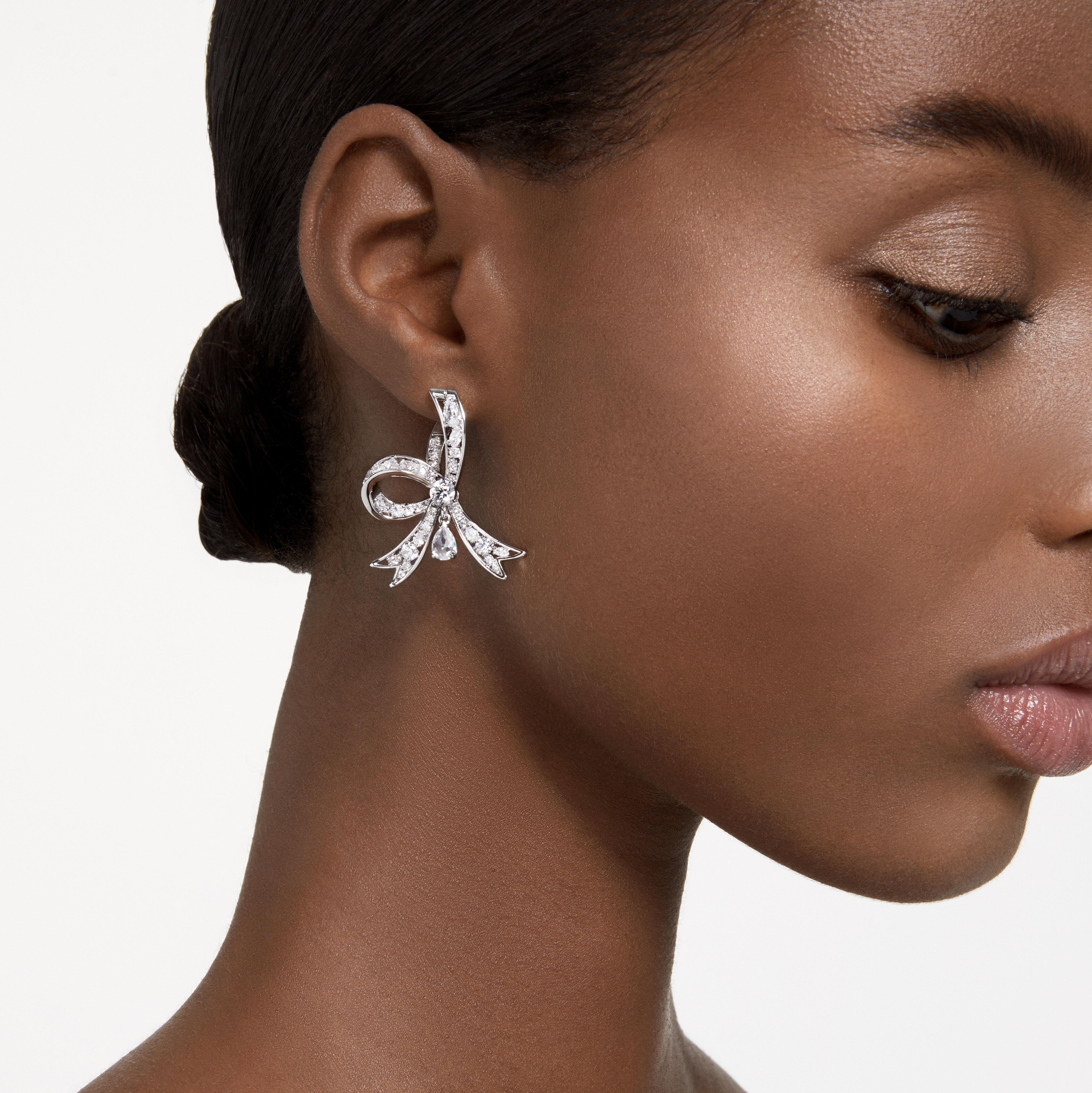Long earrings cheap swarovski