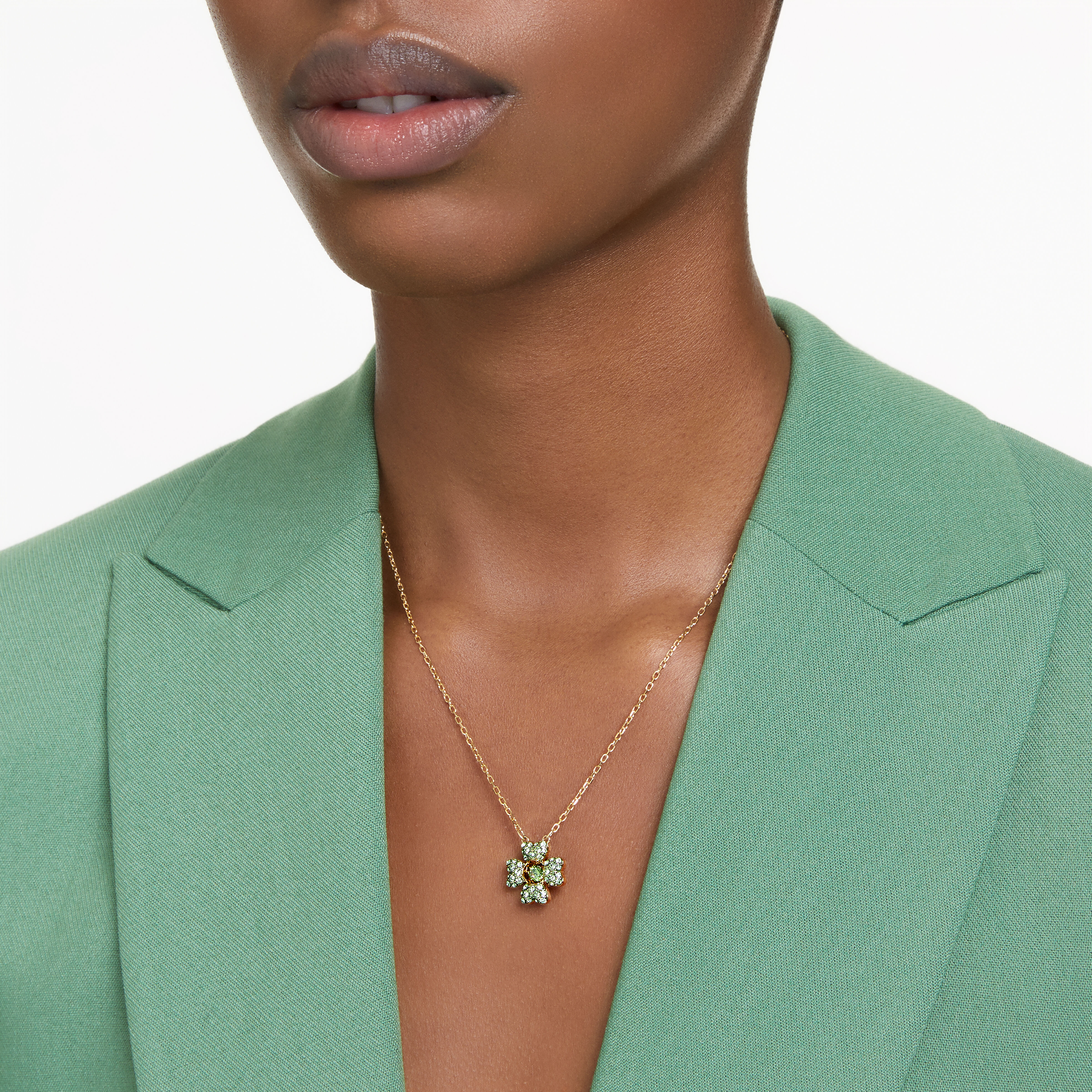 Van cleef shop green clover necklace
