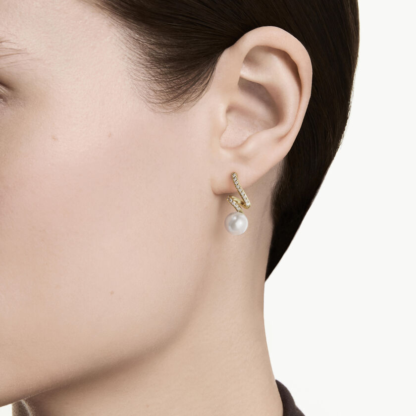swarovski gabriella earrings  crystal pearl  round cut  white  18k gold finish