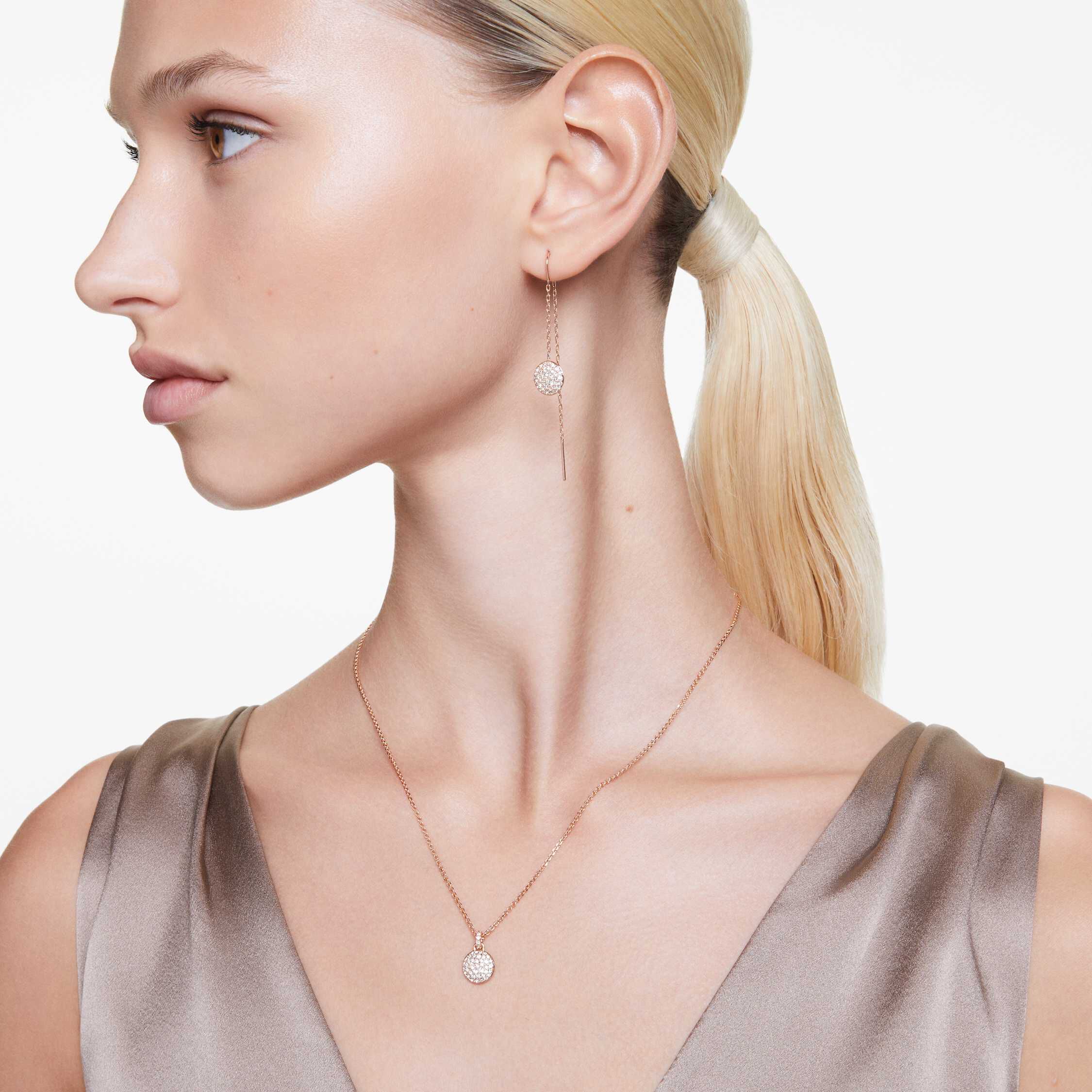 White rose jewelry store