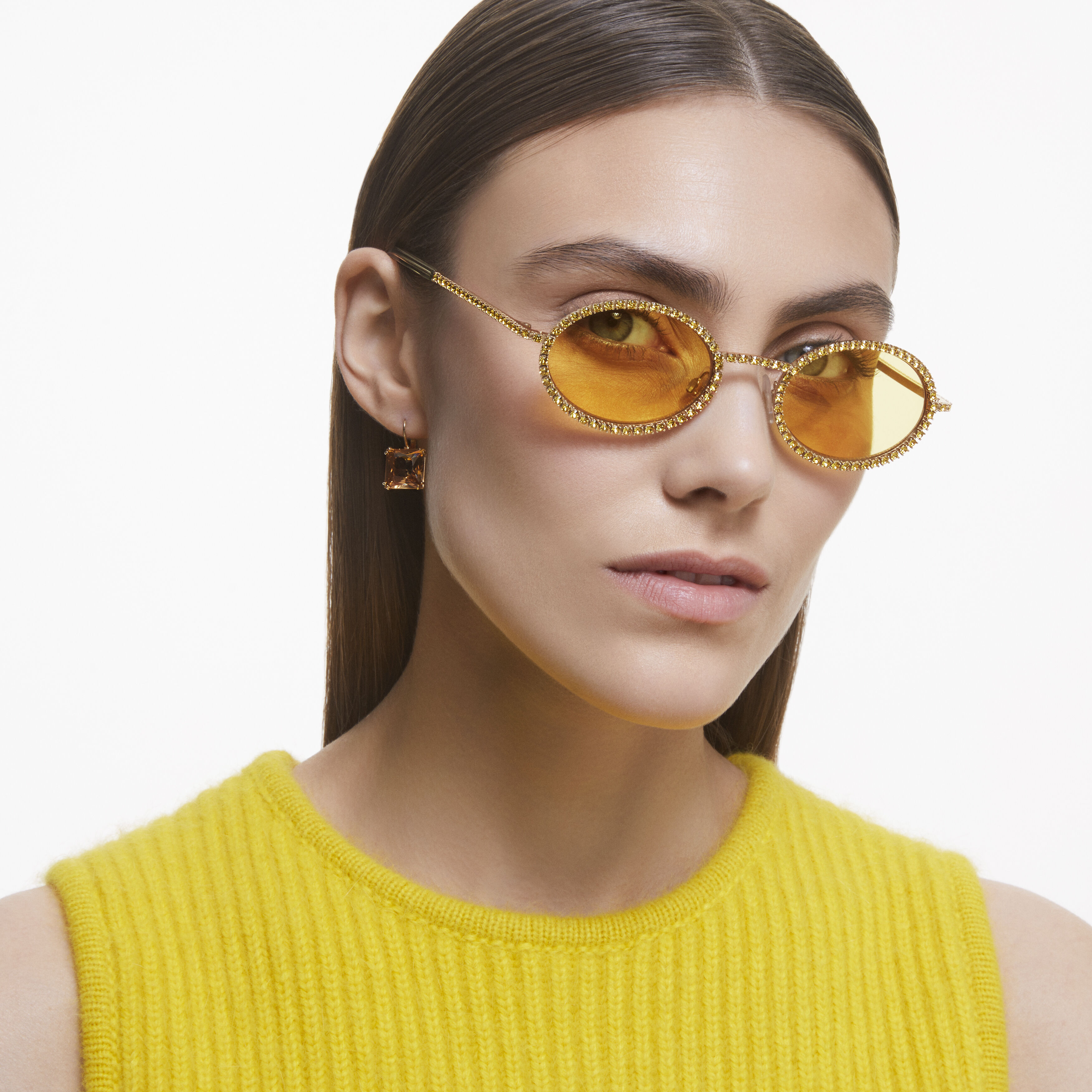 Oval online yellow sunglasses