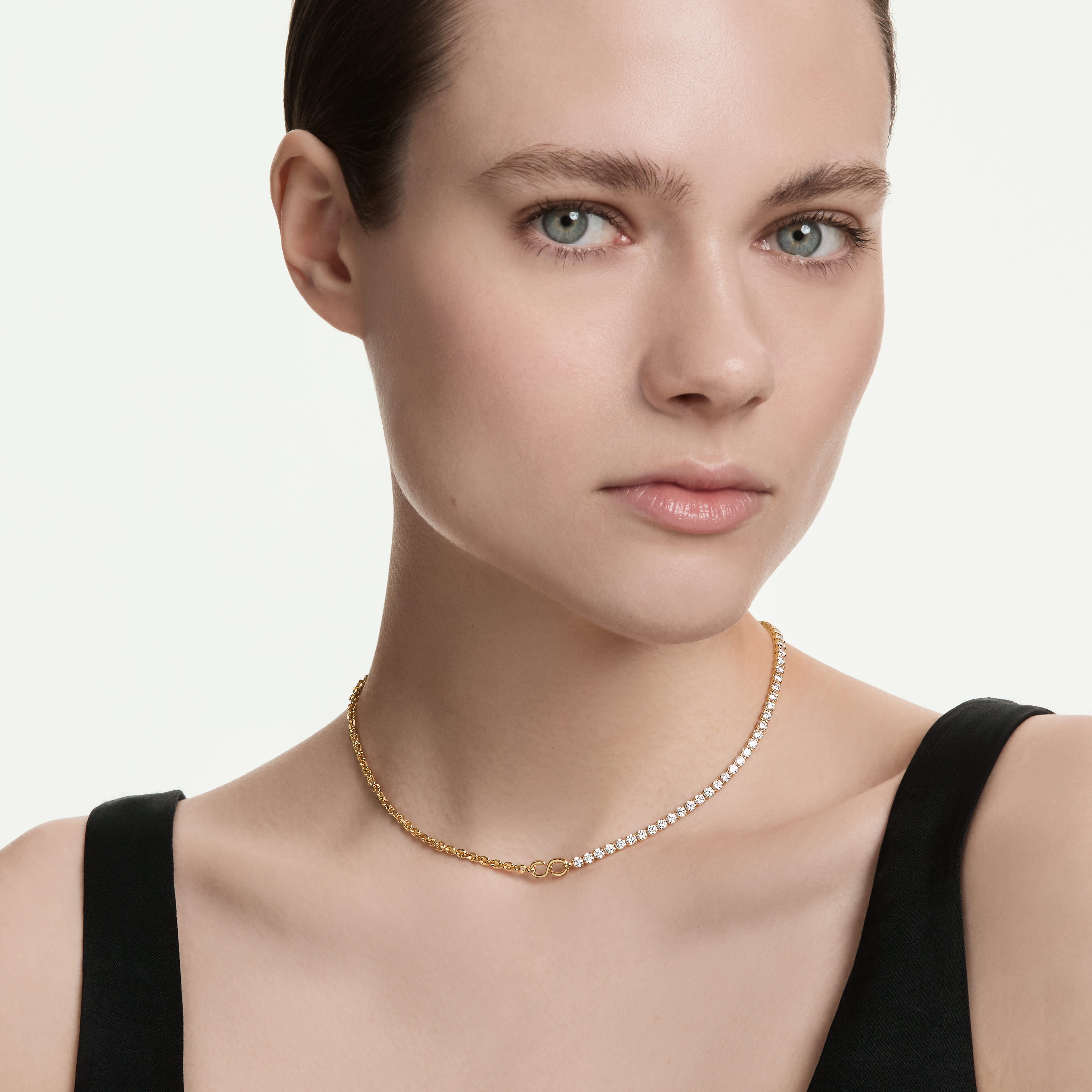 swarovski matrix necklace  round cut  white  18k gold finish