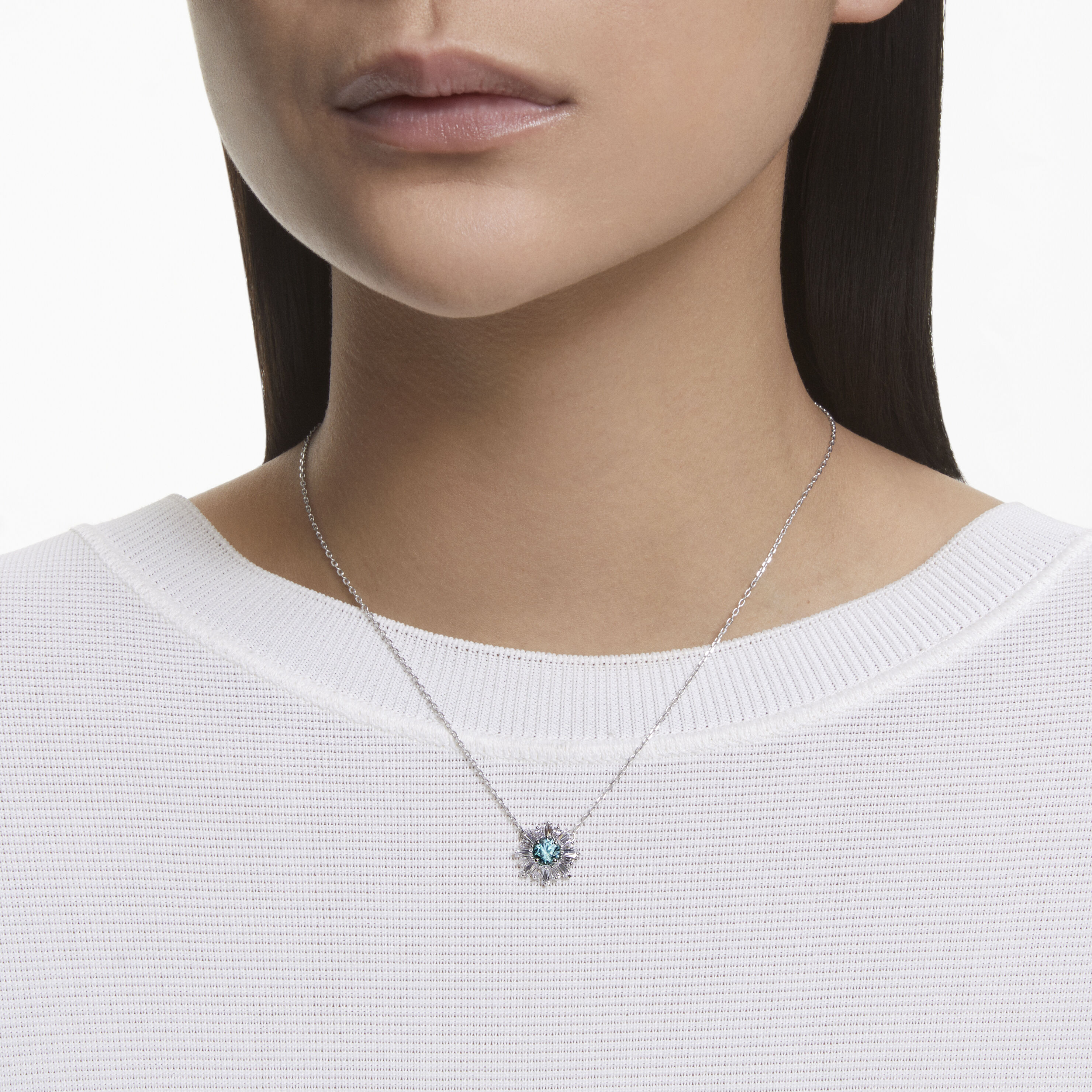 Swarovski clearance green necklace