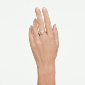 swarovski una angelic ring  cushion cut  white  18k gold finish