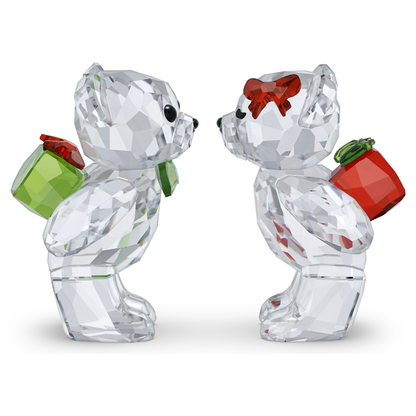 swarovski kris bear  holiday annual edition 2026