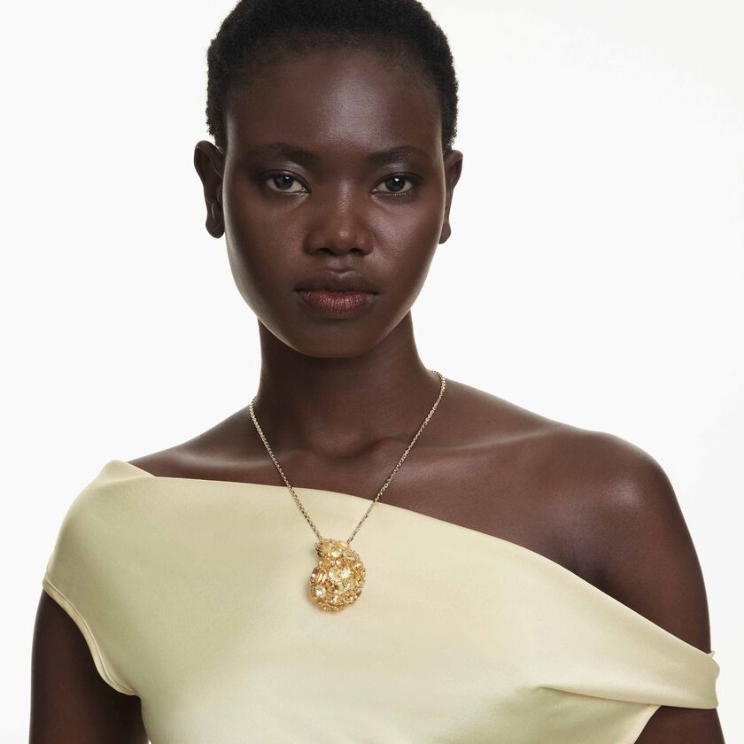 swarovski gema pendant and brooch  yellow  gold tone plated