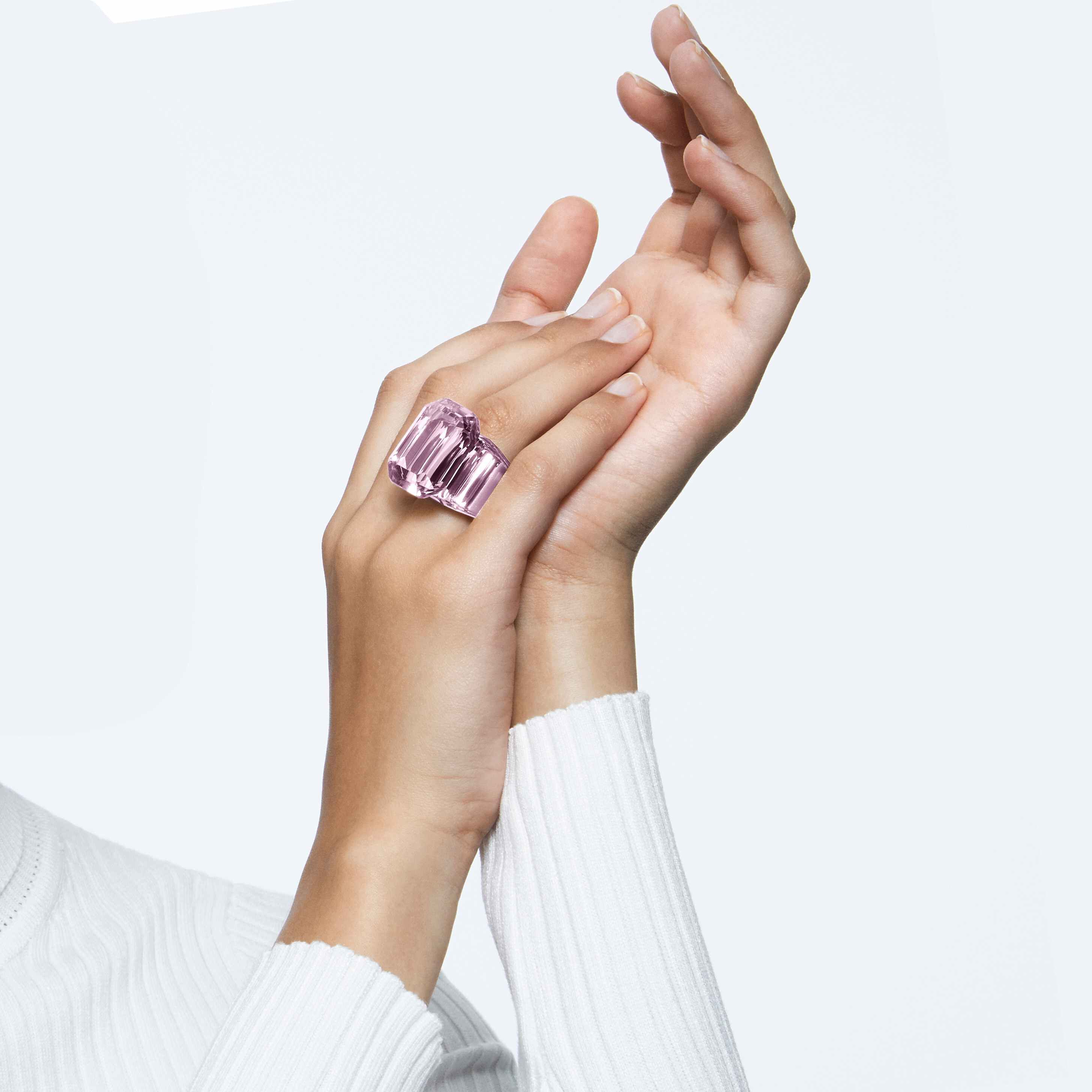swarovski lucent cocktail ring  pink