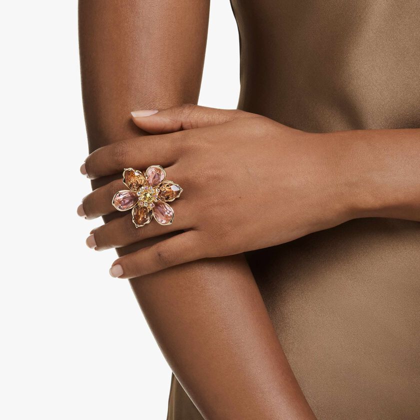 swarovski idyllia motif ring  mixed cuts  flower  multicolored  gold tone plated