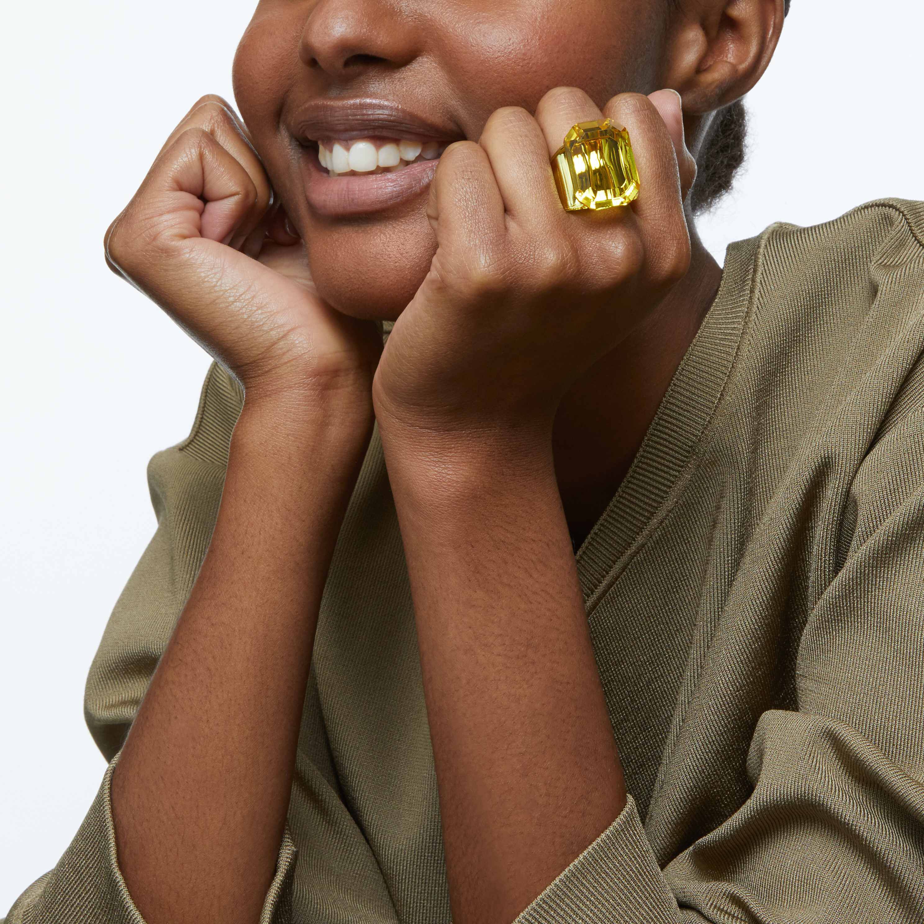 swarovski lucent cocktail ring  yellow