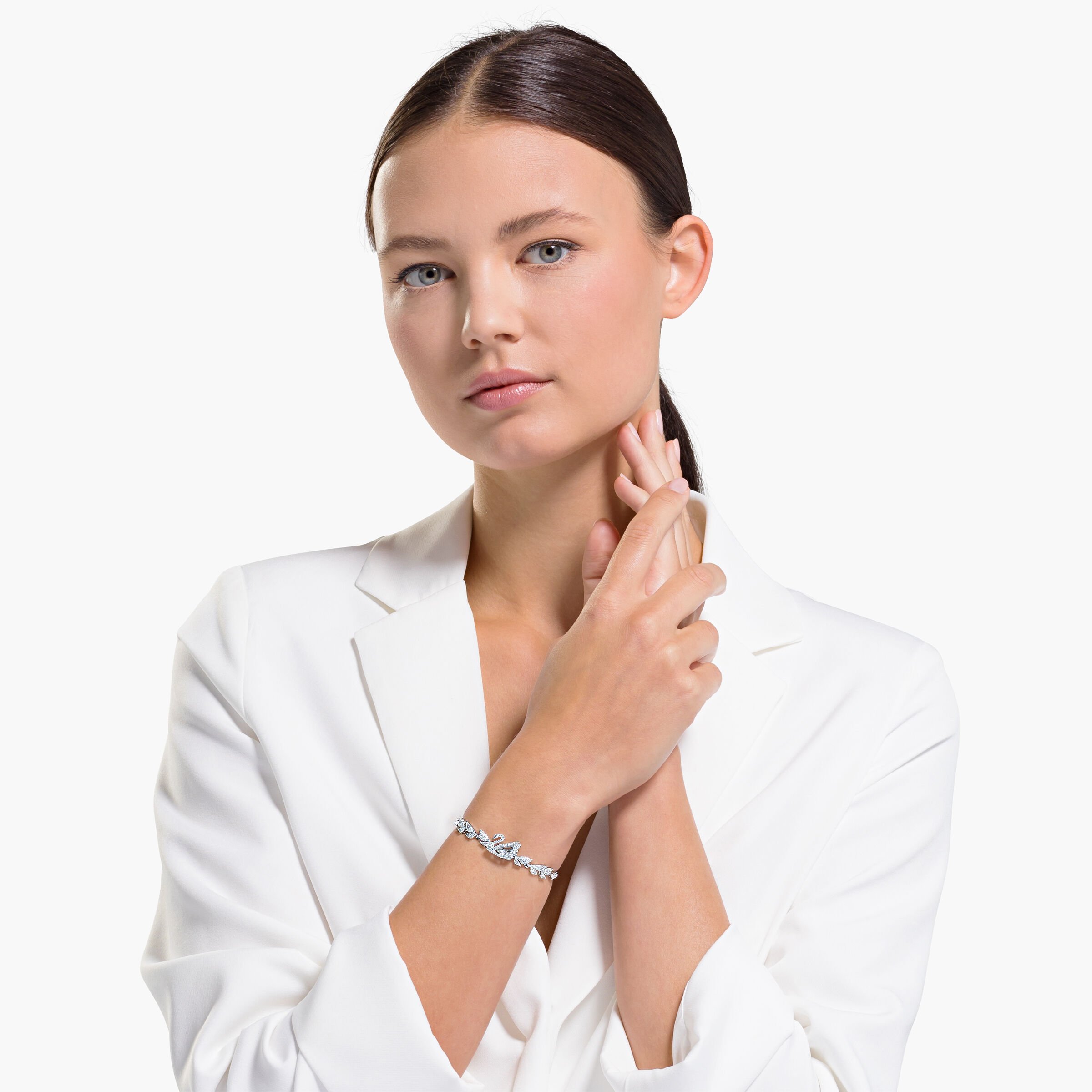 Swarovski dancing deals swan bracelet