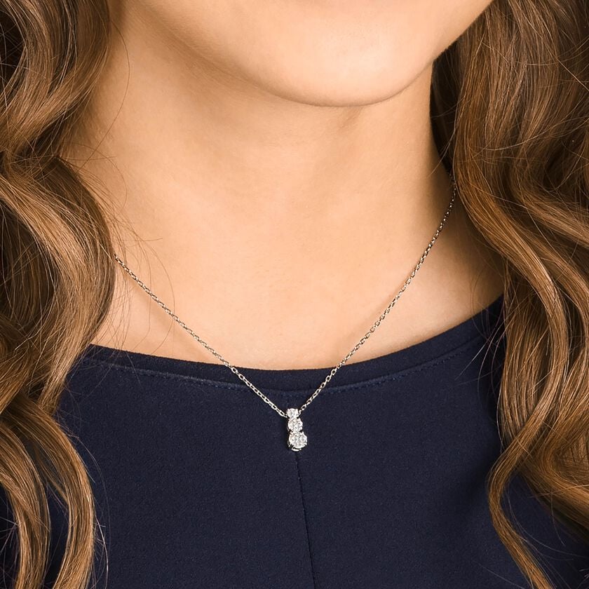 swarovski stilla attract pendant  round cut  white  rhodium plated